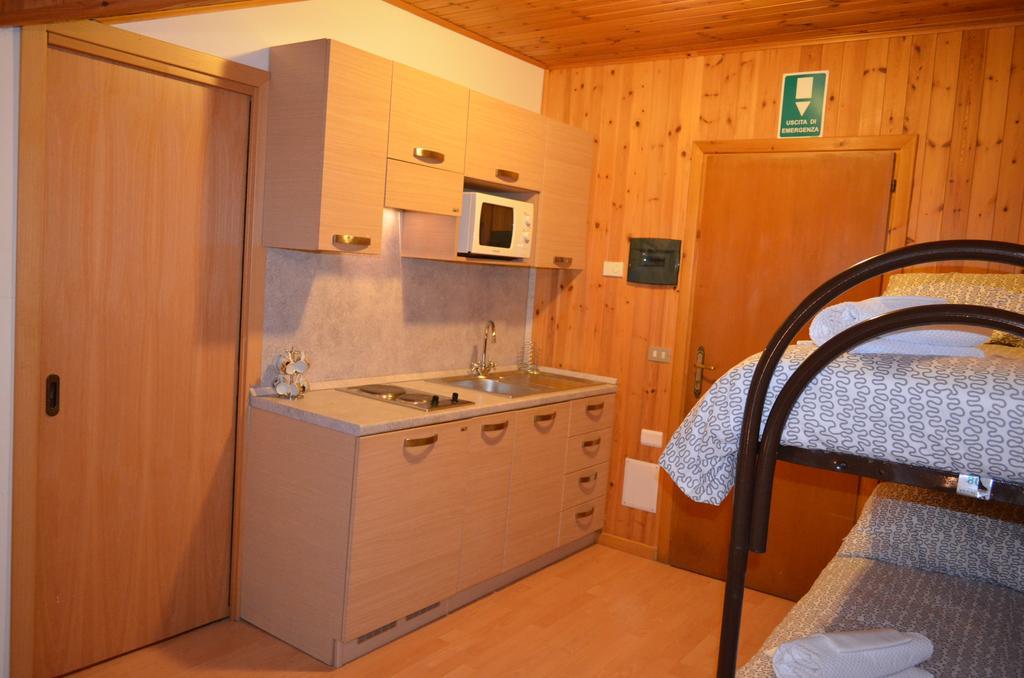 Campodolcino Camping Værelse billede